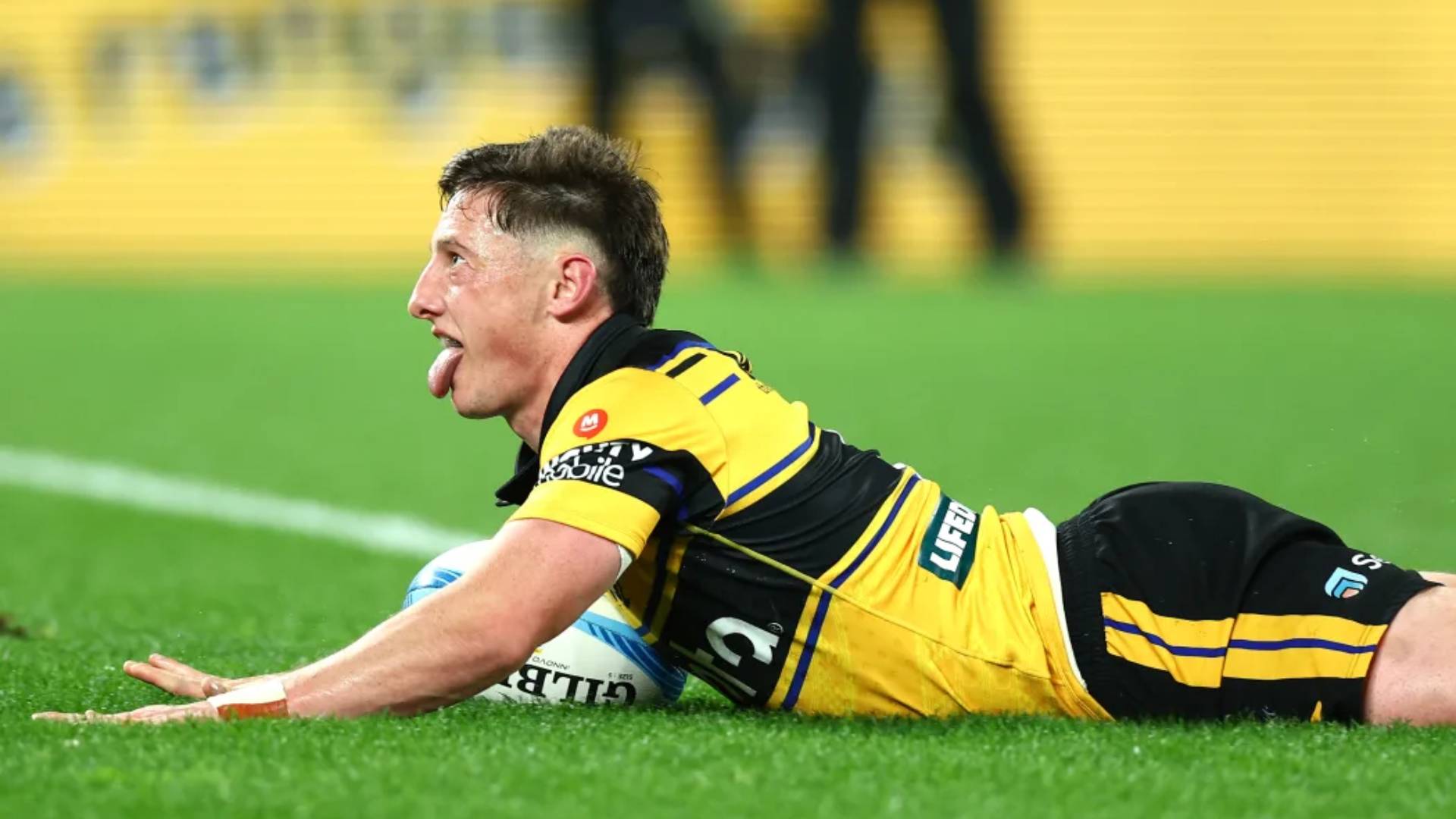 Hurricanes embrace favourites tag ahead of semi-finals