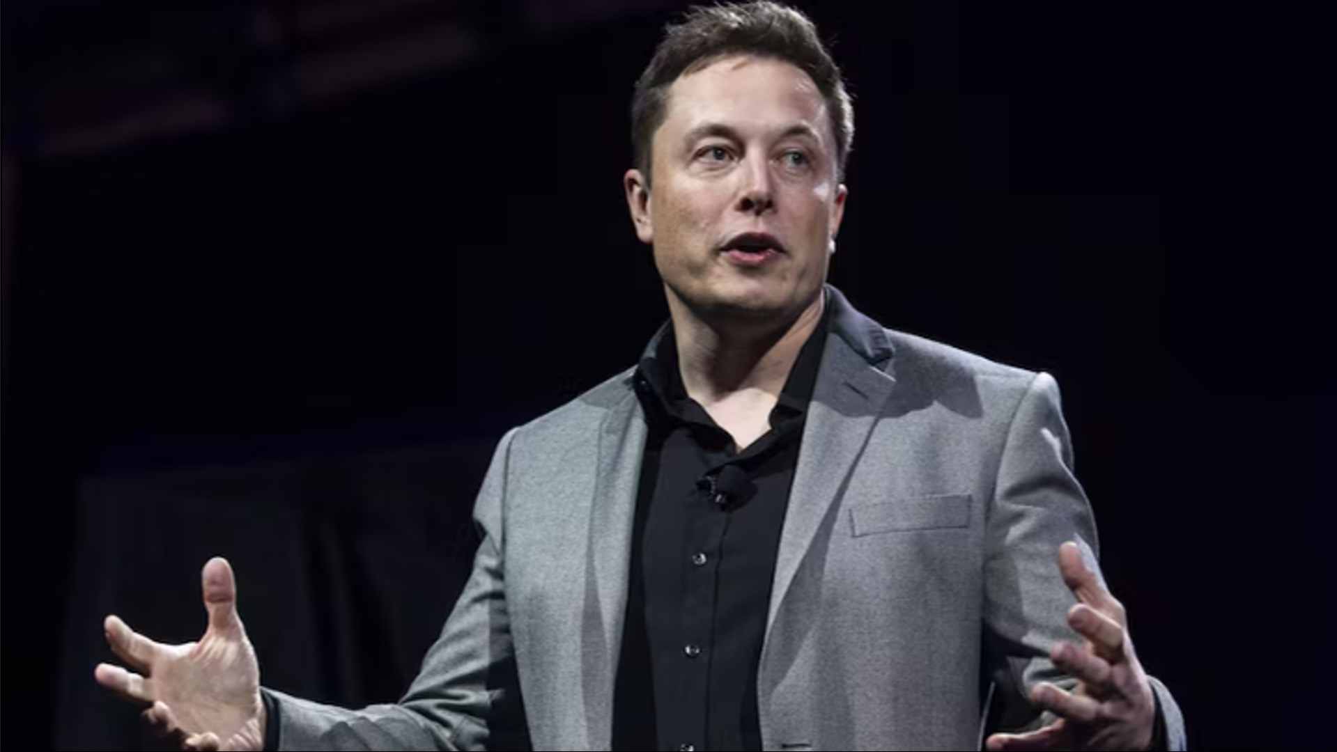 Elon Musk becomes world's first trillionaire