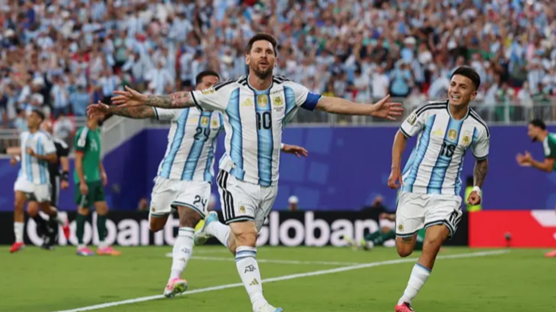 Messi gives Argentina 1-0 halftime lead over Algeria