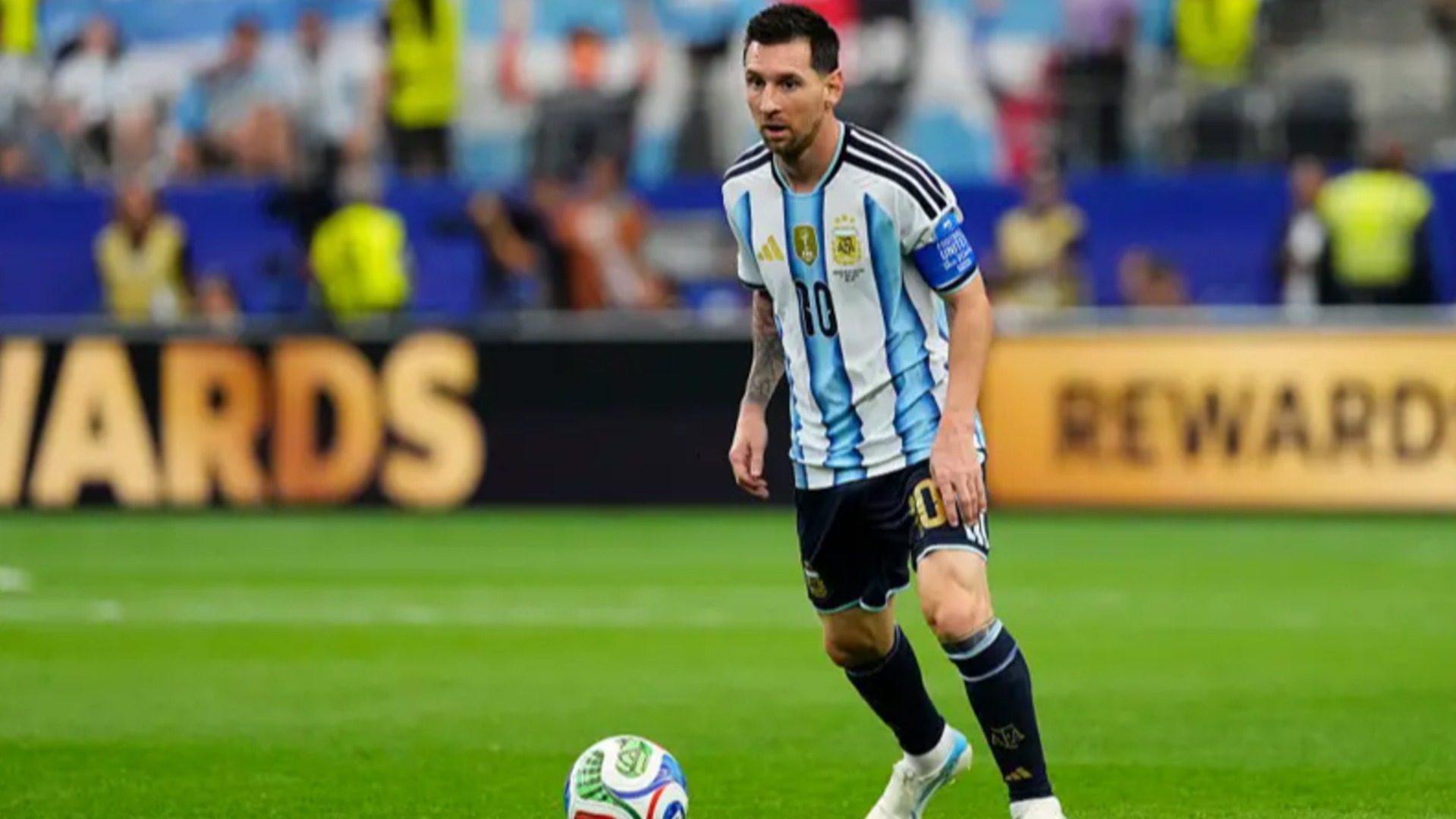 Messi scores twice as Argentina beat Austria 2-0