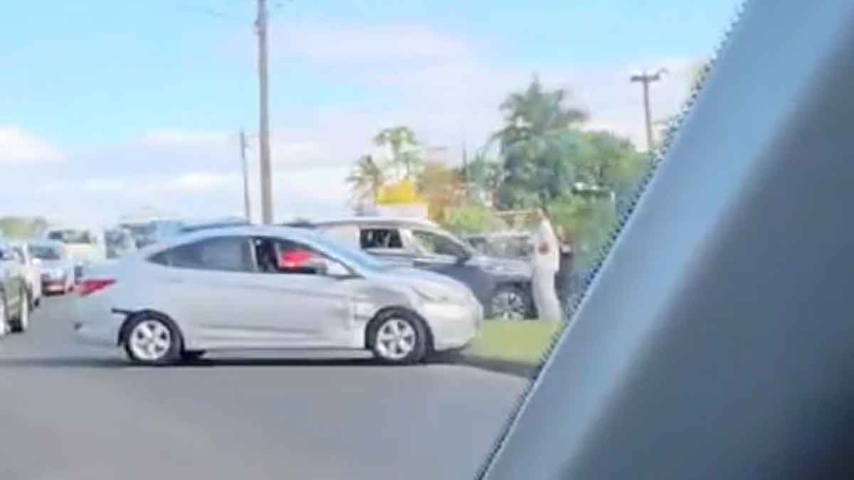 Accident along Princes Rd causes traffic