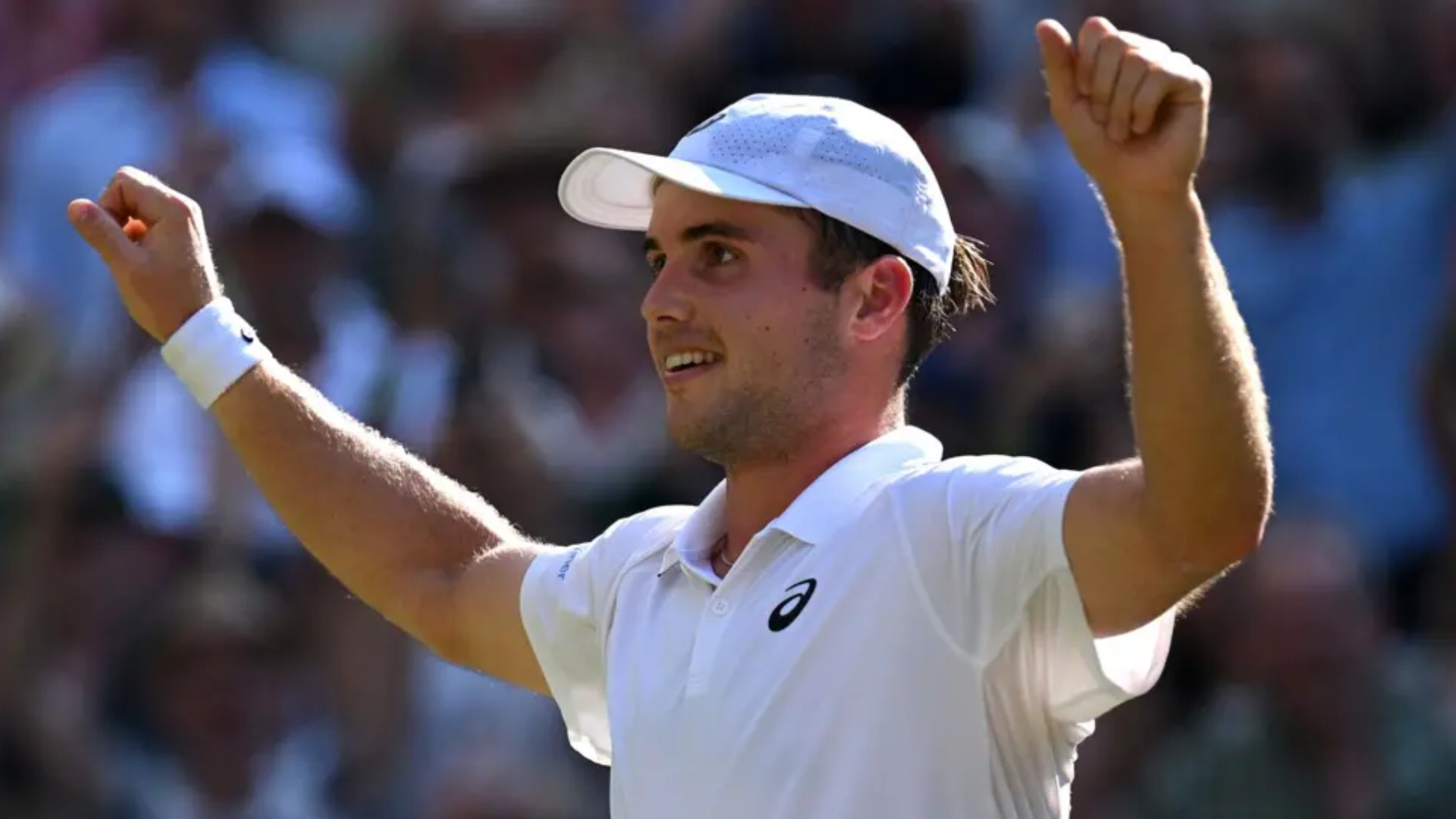 British wildcard Fery storms into Wimbledon semi finals