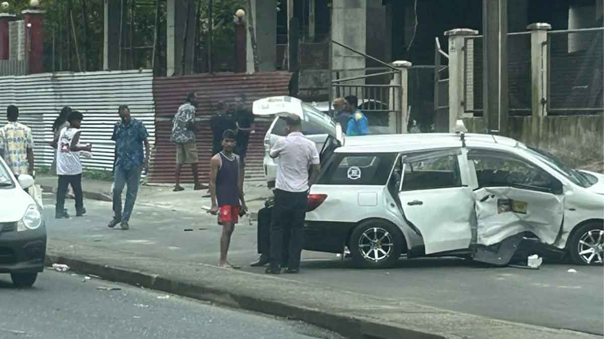 Accident along Kings Rd opposite FNU Nasinu