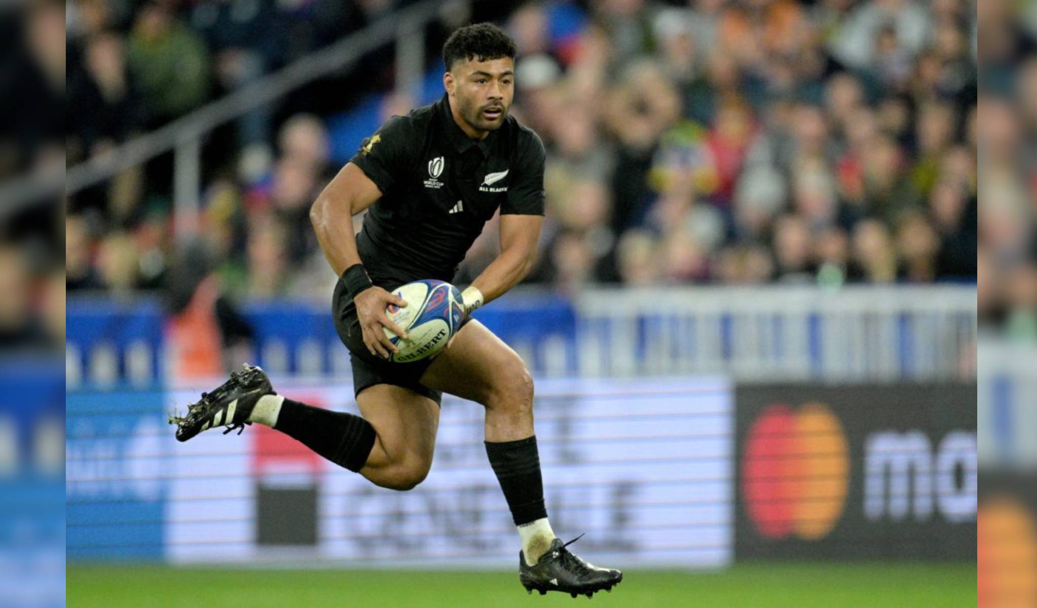 Mo’unga flying out to South Africa to join the All Blacks