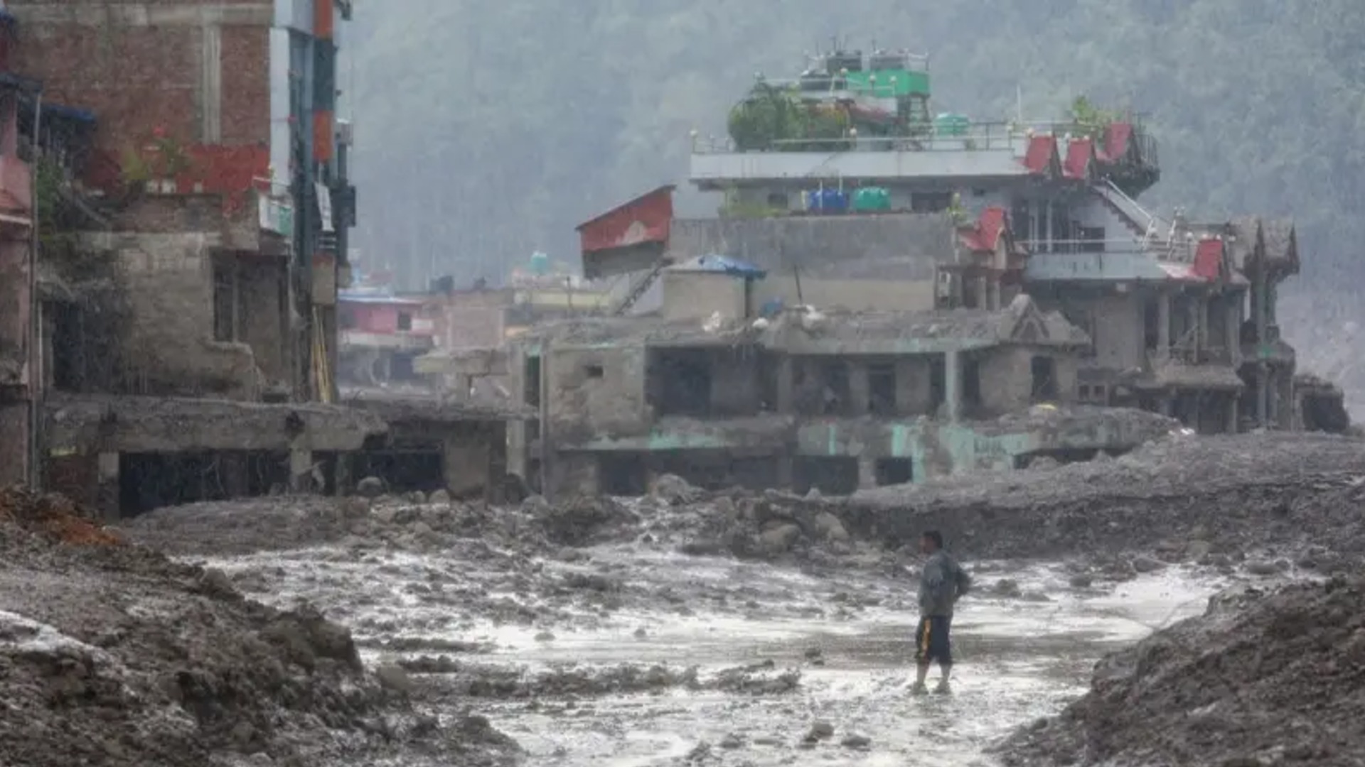 Death toll rises to 579 as Nepal floods devastate communities
