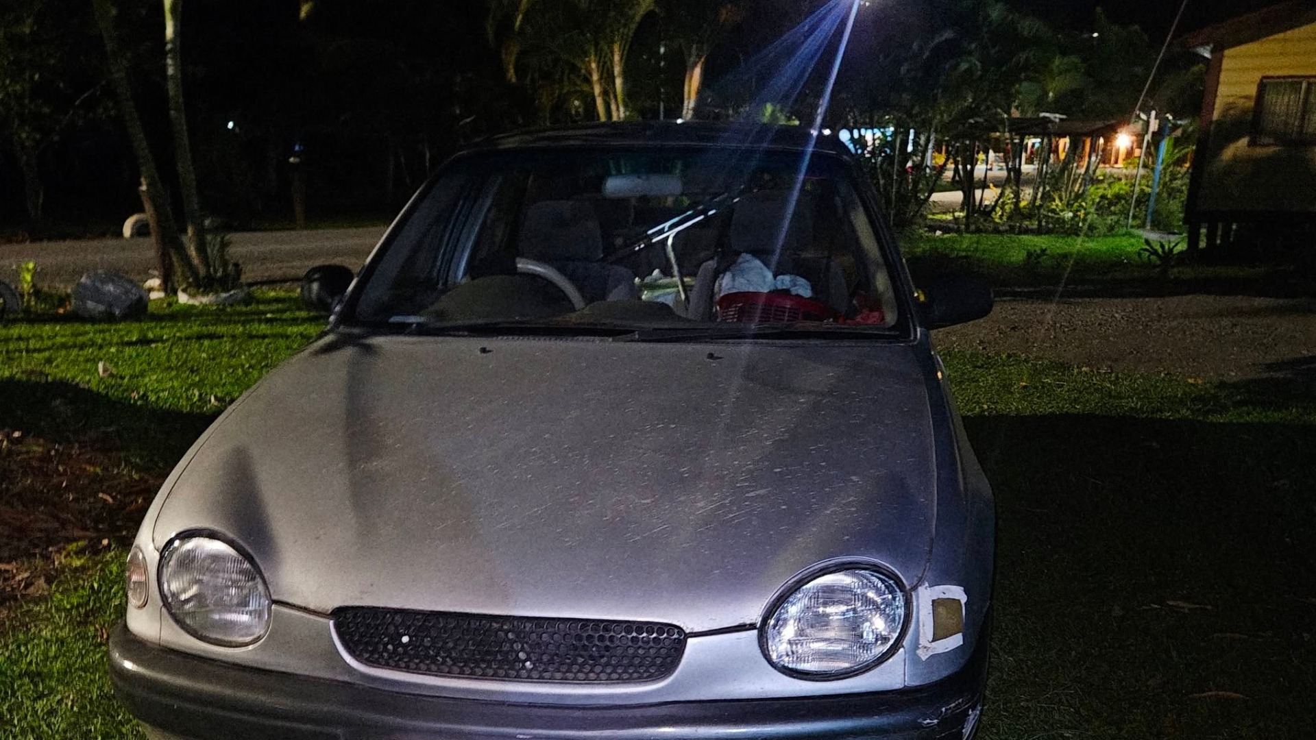 Ministry searches for family of 76-year-old man found stranded near Lomary