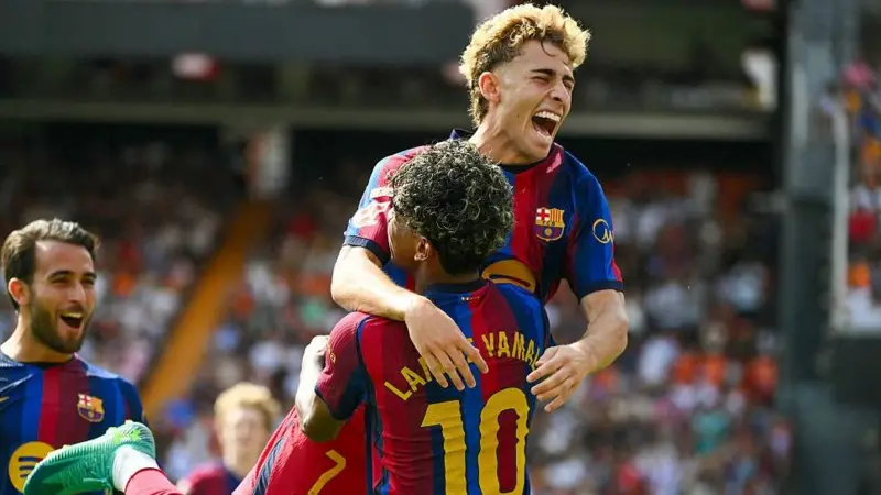 La Liga: Yamal scores twice as Barcelona thrash Valencia 5-0