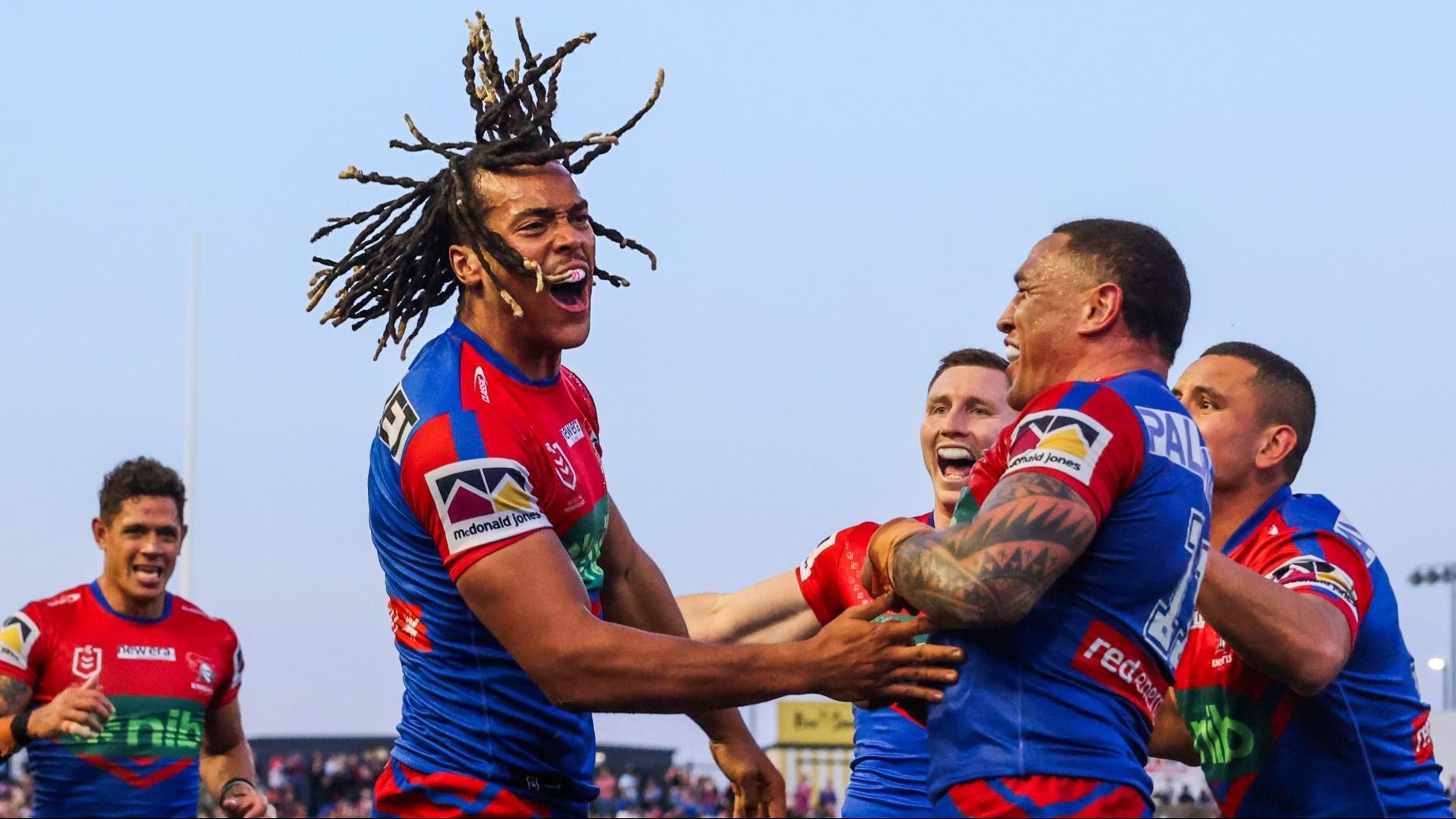 Knights stun Warriors 12-10 to end NRL finals campaign