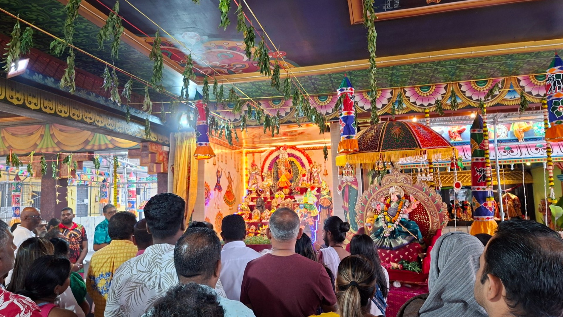 Devotees mark ninth day of Navratri with Saraswati Pooja at Howell Road Sangam Temple