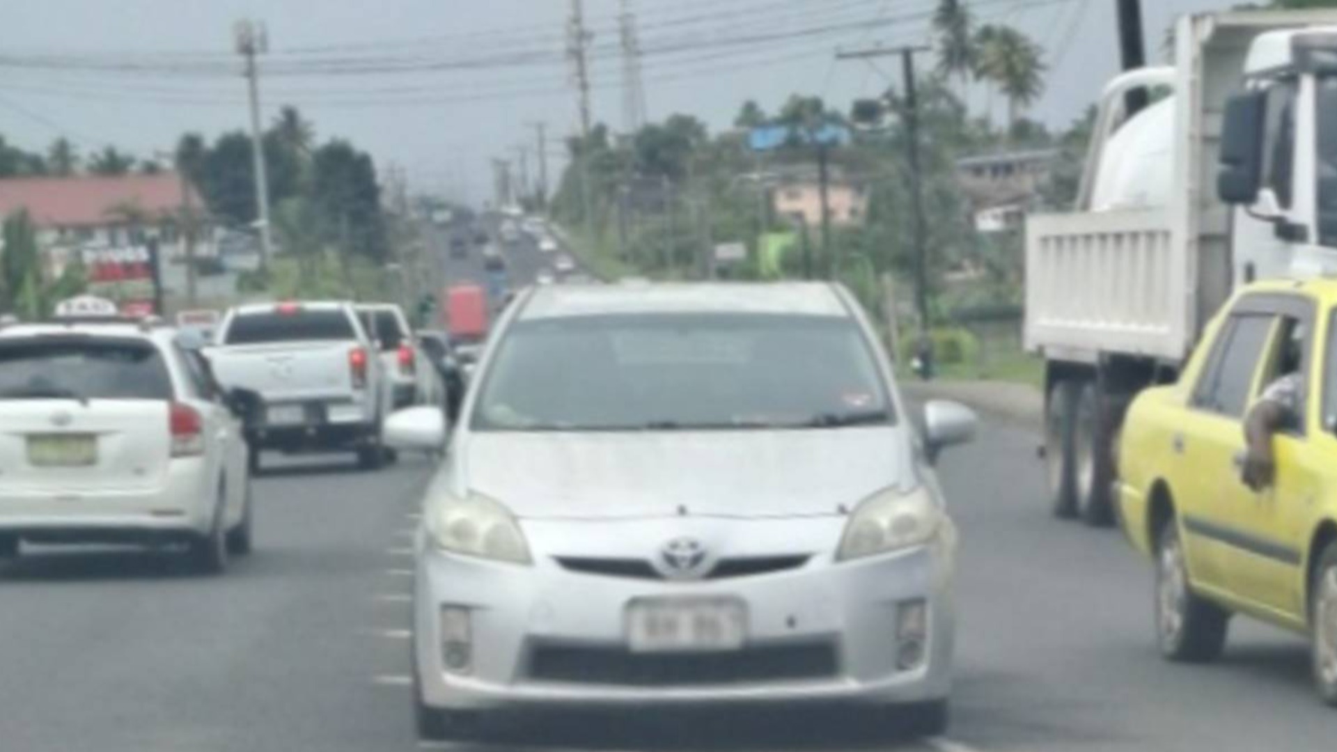 Abandoned vehicle on 8 Miles raises road safety concerns