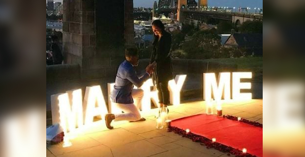 Naiqama proposes to girlfriend on rooftop with view of Sydney Harbour Bridge