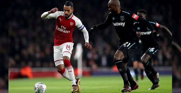 Arsenal beat West Ham to make Carabao Cup semifinal
