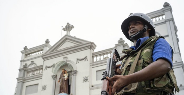 Sri Lankan Militants killed 15 people with bombs at a raid