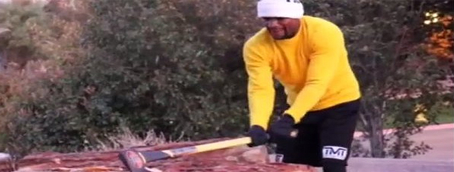 Mayweather returns to Rocky Balboa training program