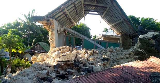 8 people killed and dozens more injured after two earthquakes hit the Philippines