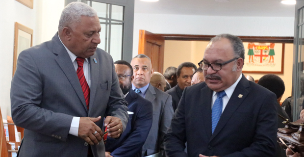 PNG PM invites Bainimarama to address the APEC Summit in Port Moresby