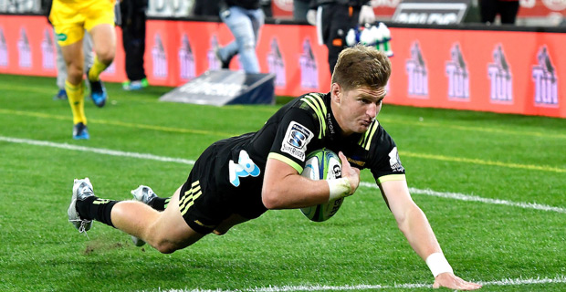 Hurricanes won't expect Jordie Barrett to be Beauden's replacement in 2020 - Holland