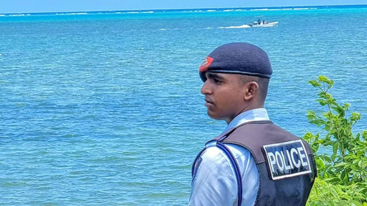 Police search for white fiber glass boat and 2 crew members