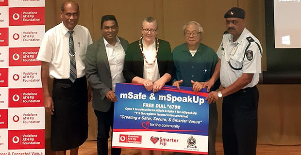 Weiss urges parents to educate children on negative impacts of social media