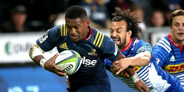 Naholo signs new contract ahead of quarterfinal against Crusaders