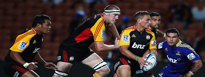 Chiefs in talks with Kahui and Gear