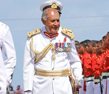 President calls on people to tackle national issues together