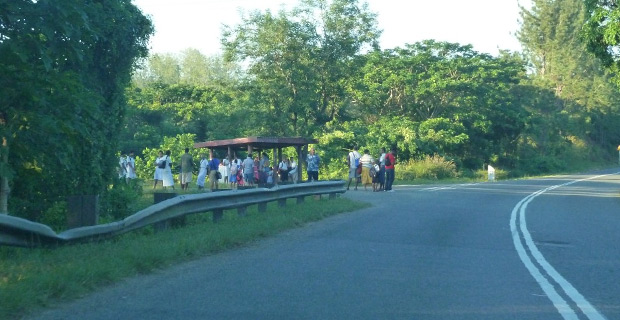 Kings Road remains closed at Naveiveiwali in Tailevu while Queens Road is open to traffic
