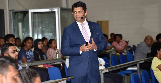 2 students raise issues about FNU not having well-qualified lecturers