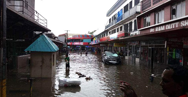 Sigatoka Town and market area flooded since 3.15pm today