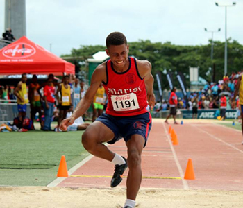 3 way battle in the Boys Division at the Coca-Cola Games