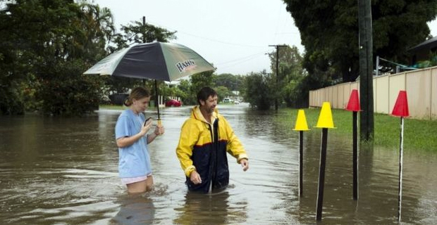 Monsoon cause severe floods in Queensland