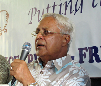 Woman questions Chaudhry in FLP campaign meeting