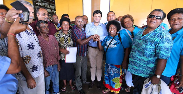 Ba Market Vendors receive help from Nausori Market Vendors Club
