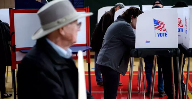 Stakes high as US votes in mid-terms 