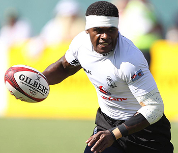 Fiji to face England in NZ 7s quarters