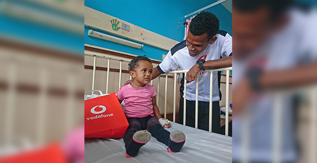 Vodafone National U23 Football team visit children at the Lautoka Children’s Ward