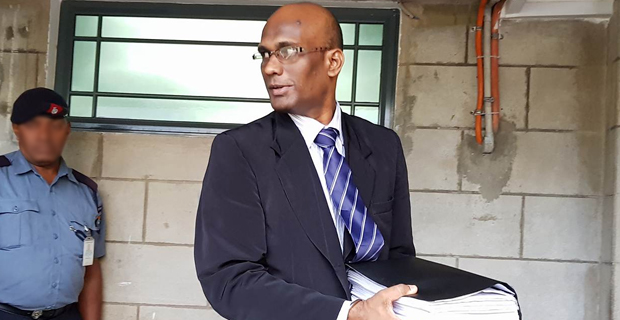 State witness says he saw the body of the deceased under the kitchen table in Ali's murder trial 