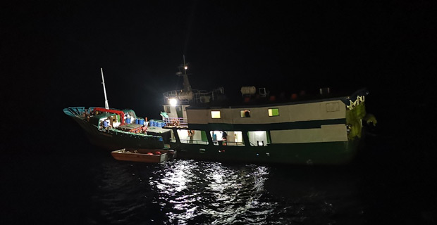 17 passengers aboard M.V. Uluinabukelevu rescued after boat experiences engine problems