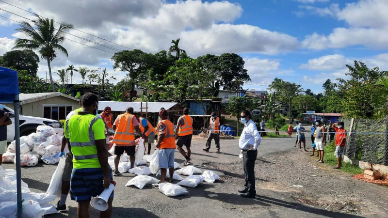 More than 420 families in lockdown areas assisted with food packs by Govt this morning