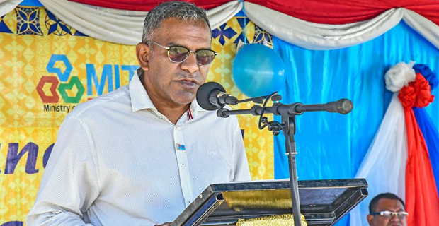 Total of 554 Fijians in Navua receive grants under the Micro and Small Business Grant 
