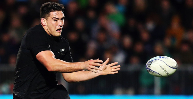 Last round of Super Rugby switches players focus back to franchise 