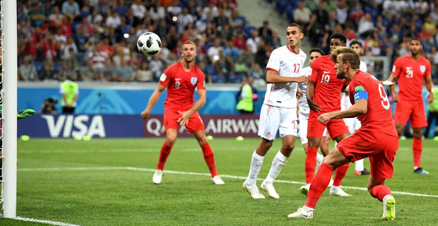 Kane scores in 91st minute to help England beat Tunisia