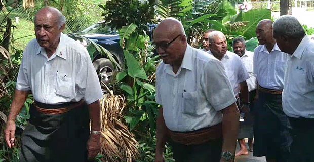 Government presents ireguregu for late Speaker of Parliament