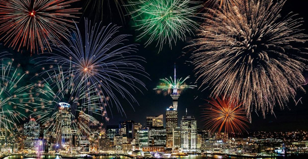 People claim Auckland New Year's Eve fireworks image photoshopped