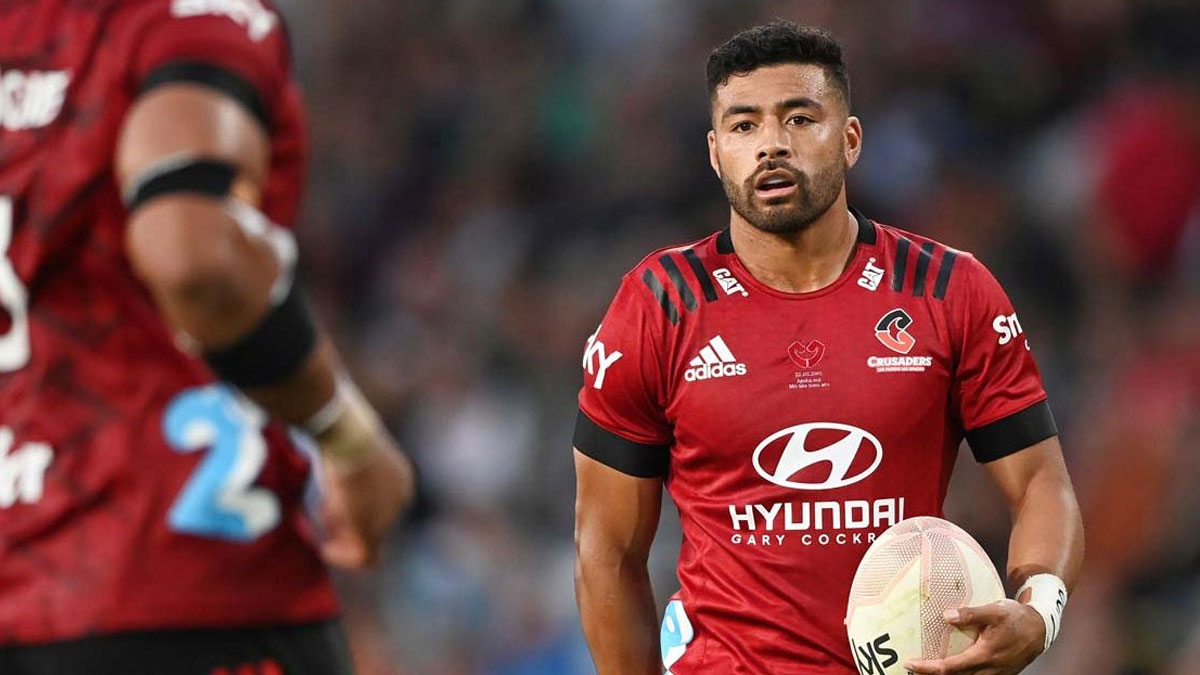 Mo'unga heading to Japan after the 2023 Super Rugby Pacific season