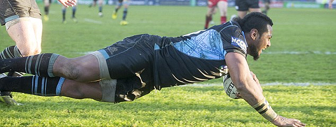 Naiyaravoro scores a hatâ€‘trick as Glasgow thrashes Scarlets