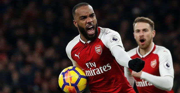 Arsenal striker ruled out for 6 weeks to recover from knee surgery