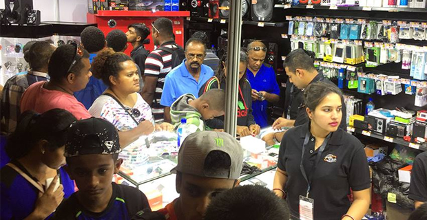 Fiji Showcase the Xmas Special to showcase a variety of latest technology on bargain
