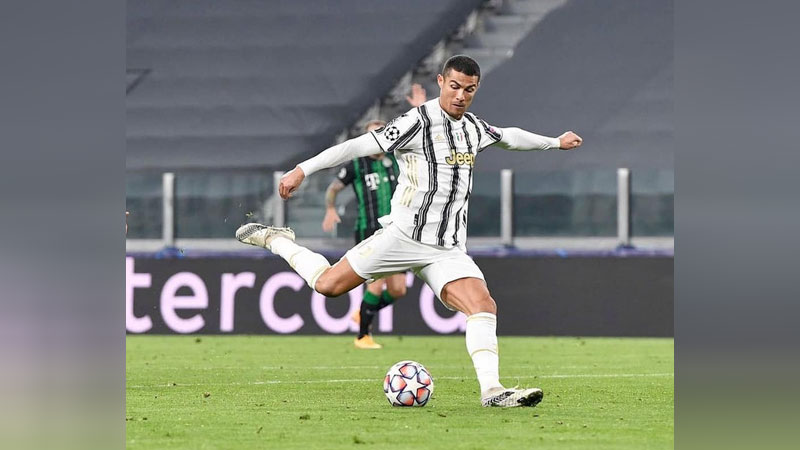 Juventus, Man United, Barca and PSG register wins in the Champions League