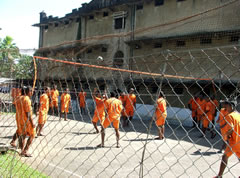 Prisoners/Officer Hospitalized After Brawl